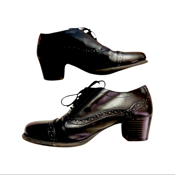 Oxford Heeled Shoes